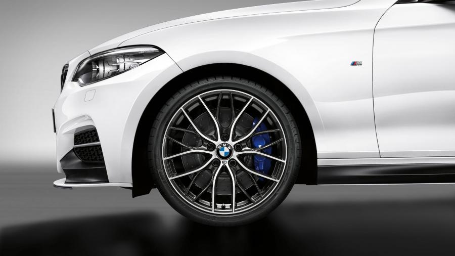 Детали экстерьера BMW M240i M Performance Edition 2017 года  (фото 6 из 12)
